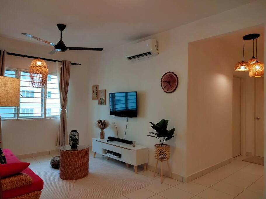 V Boho Home 3Bedroom 7-8Pax Eco Majestic Semenyih Beranang Dış mekan fotoğraf
